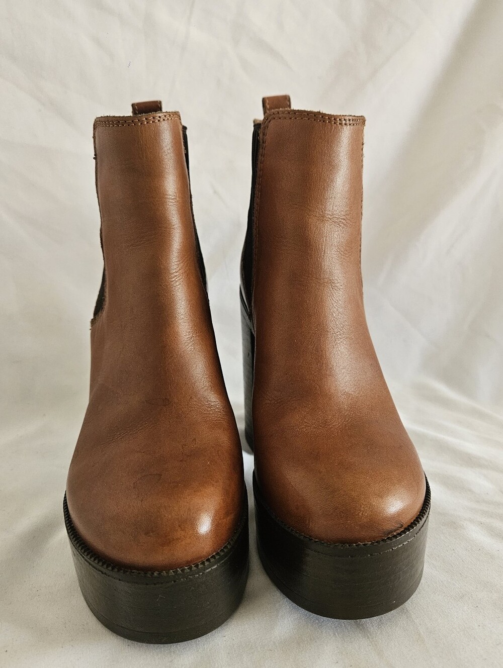 Steve Madden Brown Leather Platform Chelsea Booties with Black Elastic - Picture 3 of 7